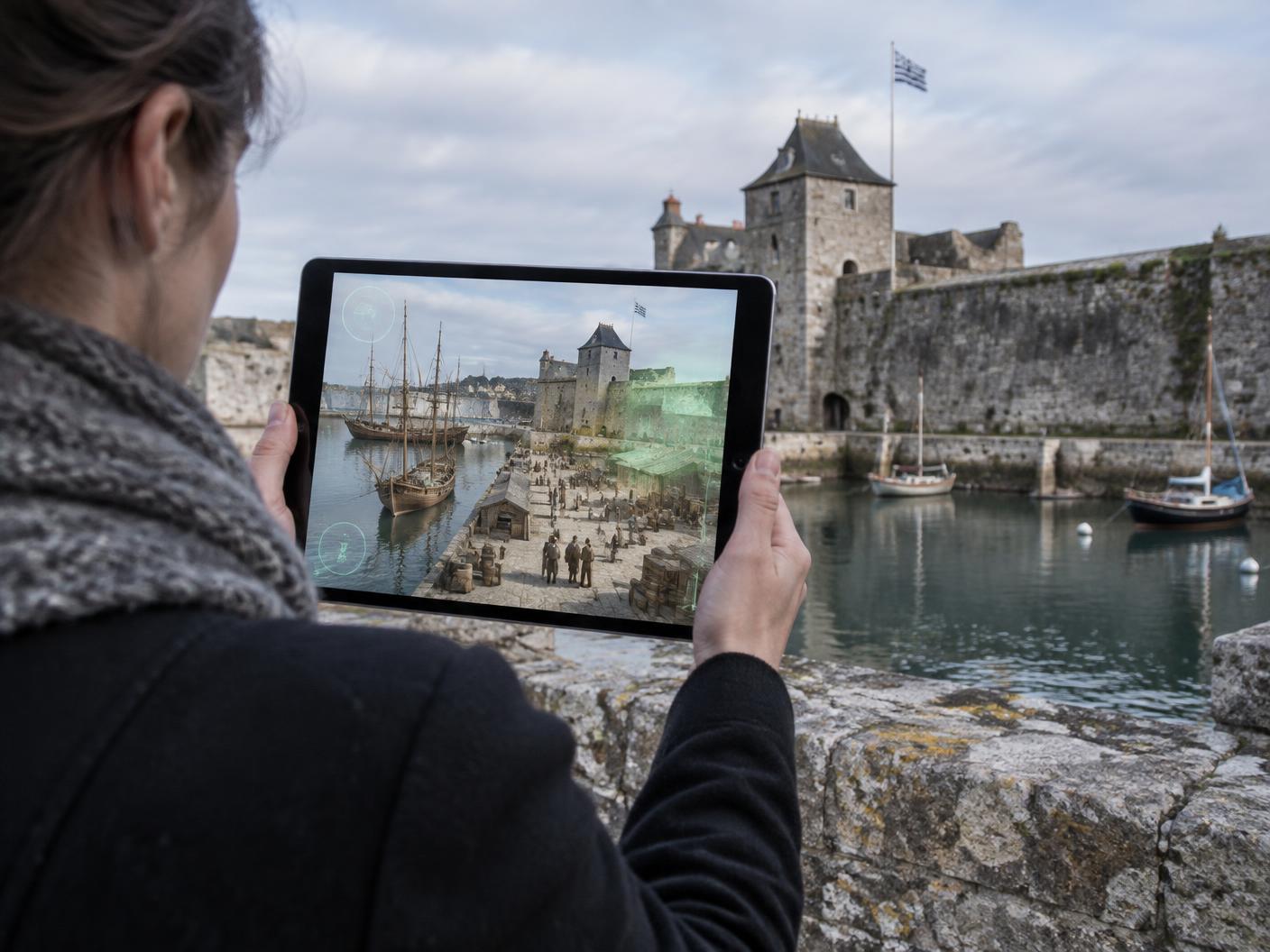 Reconstitution historique en réalité augmentée sur une tablette
